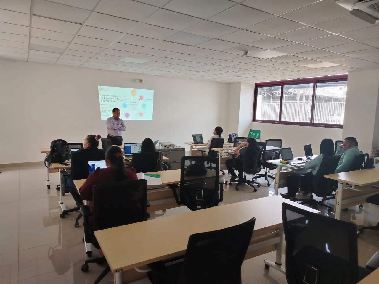 Centro Cultural Panamá: Capacitación en cumplimiento y prevención del Blanqueo.